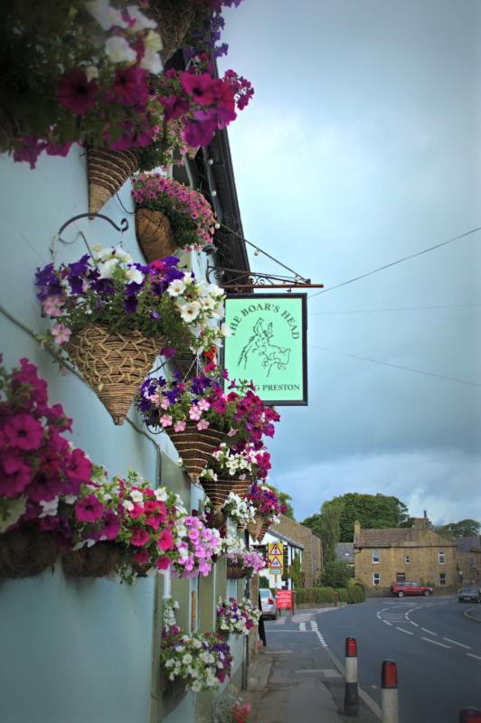 The Boars Head Hotel Long Preston Eksteriør billede